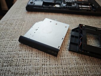 SilverStone TS09 – SATA HDD/SSD adaptér do notebooku (12,7 m - 7