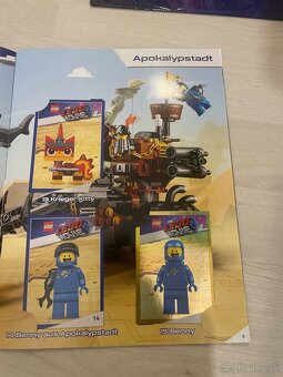 LEGO The LEGO Movie 2: Awesome Collector Album - 7