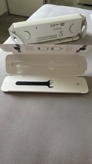 Apple Watch 8 - 7