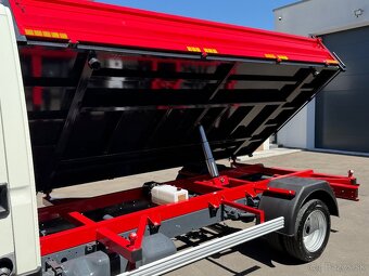IVECO DAILY 35C15 SKLÁPAČ VYKLÁPAČ TROJSTRANNÝ do 3.5t - 7