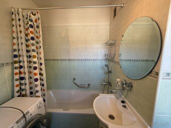 PREDAJ - 3i BYT - ZLATÉ MORAVCE - 7