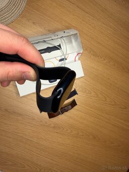 Apple Watch 8 45mm - 7