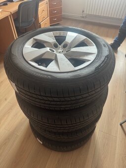Originálna sada disky a pneumatiky - Škoda Paget Aero R17 - 7