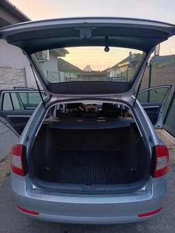 Škoda Octavia 1.6tdi combi dsg - 7