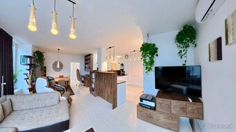 🏡 NA PREDAJ | UNIKÁTNY BYT S TERASOU AKO Z DOMU – GALANTA, - 7