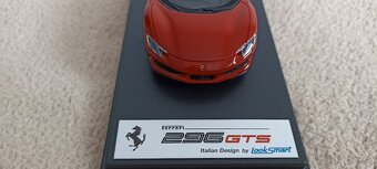 Predám model Ferrari 296 GTS 1:43 Looksmart - 7