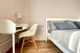| NADŠTANDARDNÝ zariadený 3i byt pri Horskom parku,BA I.,79 - 7