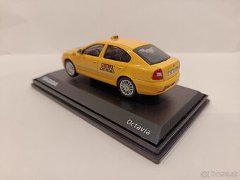 Škoda Octavia fl. taxi AAA Abrex,1:43 - 7