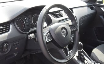 Octavia Combi 2.0 TDI Ambition DSG - 7