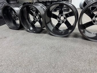 Elektrony,   Bmw  r18 5x120 - 7