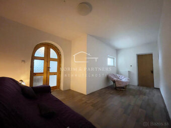 Rodinný dom v obľúbenej lokalite - 7