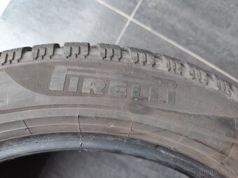 PIRELLI WINTER 2 CINTURATO rozmer 215/55/R17 dezen 8mm - 7