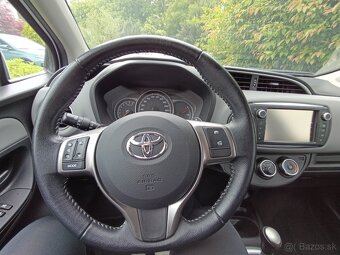 TOYOTA YARIS - 7