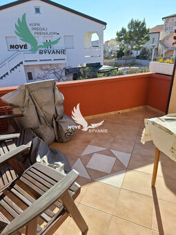 Na predaj apartmán s výhľadom na more v Chorvátsku - 7