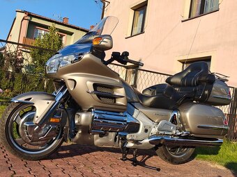 Honda GL 1800 Goldwing - 7