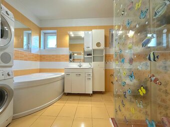 Viacgeneračný 6-izbový dom - 7