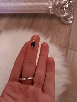 Krásny zlatý prívesok 9k - 7