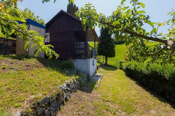 Záhradná chatka s krásnym výhľadom na predaj - 7