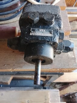 Náhradné diely, kolesá, pneumatiky - 7