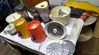 Eta-komunisticky robot-nezmar - 7