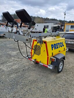 Elektrocentrála a osvětlovací stožár Kubota D905 - 7