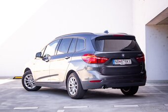 BMW 218d Rad 2 Gran Tourer 218d Advantage A/T - 7 miestne - 7