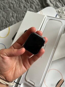 Apple Watch Series 4 - 7
