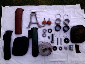 diely Jawa 250/353,559 a 175/356,450 - 7