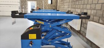Nožnicový zdvihák 3.500 kg(na-do podlahy)ZÁRUKA - 7
