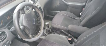 Ford Focus - 7