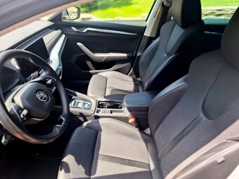 Škoda Octávia com. 2.0TDI DSG 110kW Webasto - 7