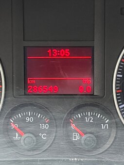 Volkswagen Golf 5 - 7