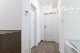 Park Anička, 2iz. byt , ihneď voľný, zariadený s garážovým s - 7