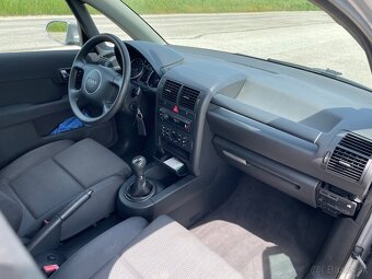 Audi A2 1.6 FSI - 7