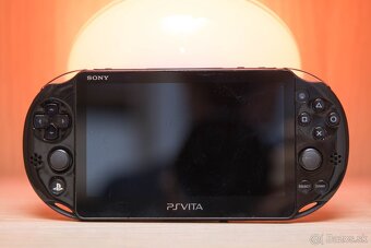 Sony PS Vita 2000 64 GB s GTA San Andreas, Max Payne... - 7