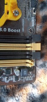 Predam ASUS A88XM-PLUS+ AMD A8-6600+Radeon HD 8570D - 7