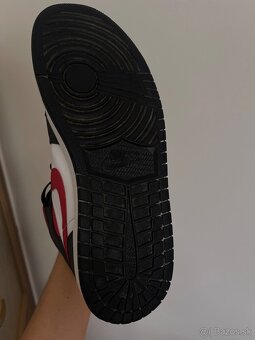 Nike Jordan 1 Mid Black Fire Rad - 7
