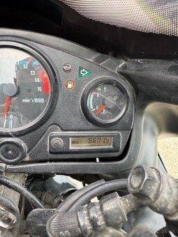 Honda CBR600 f4 - 7