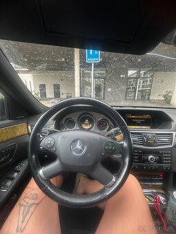 Mercedes benz e550 5.5 V8 - 7