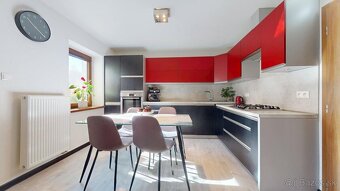 Príjemný rodinný dom v Kováčovej v tichom prostredí - 7