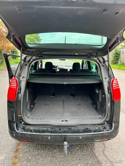 Peugeot 5008 2.0 HDi r.v. 2013 v zachovalom stave - 7