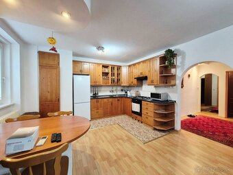 BEZ PROVÍZIE- 3 izb.byt pri OC Centrál a zimného štadióna O. - 7