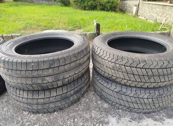 Zimné pneumatiky 215/60 R17 C 2x2 - 7