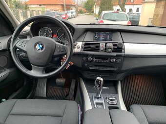 Predám BMW X5 4.0 xDrive - 7