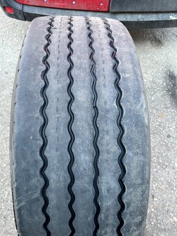 Dojazdové/Rezané nákladné pneumatiky R22,5 R17,5 R19,5 - 7