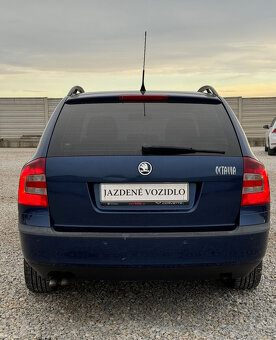 Škoda Octavia Combi 2.0 TDI Ambiente - 7