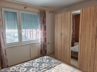 Prenájom 3-izbového bytu neďaleko centra v Leviciach - 7