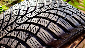 alu R18 5x112 bicolor, orig. Mercedes E, zimné pneu 245/45 - 7