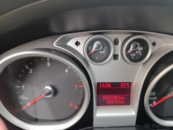Ford Focus - 7