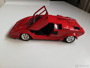 1:18 Lamborghini Countach - 7